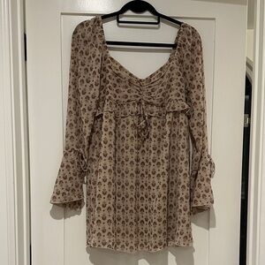 American Eagle Beige Floral Dress